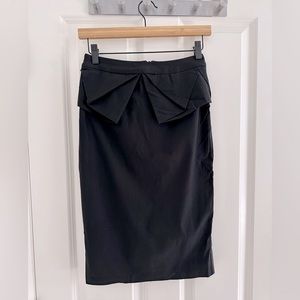 Grace Karin size S black pencil skirt with bow-like detail and open slit